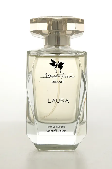 Alberto Taccini Laura kadın parfümü, zencefil kokulu bayan parfüm, greyfurt esanslı kadın parfümü, iris çiçekli parfüm, sandal ağacı kadın parfümü, amber vanilyalı parfüm önerisi, baharatlı ve çiçeksi kadın parfümü, kalıcı EDP bayan parfümü, sofistike kadın kokusu, dört mevsim kadın parfümü